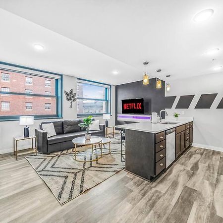 2Br Unit With Game Machine With Pool And Gym Access-602 Apartment Cleveland Luaran gambar